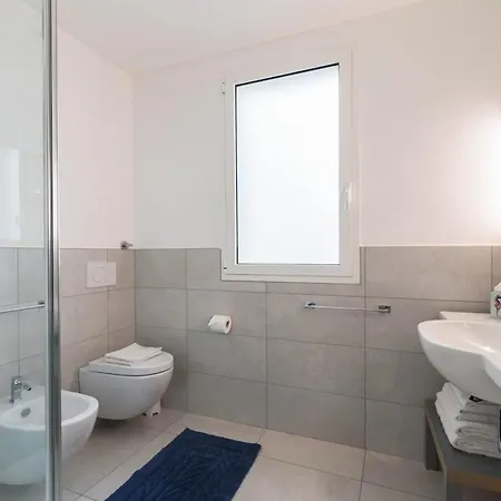 Appartamento Casa Esedra C Parcheggio Privato Alassio