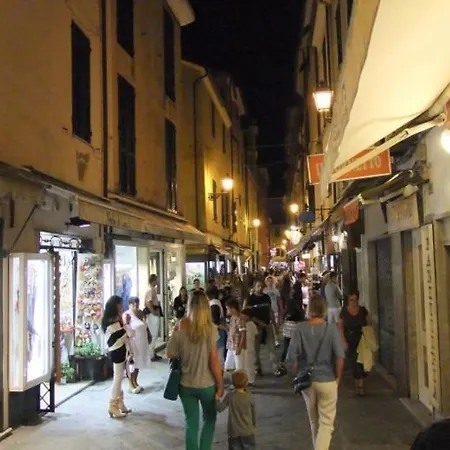 Casa Esedra C Parcheggio Privato Alassio